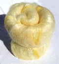 Nappe de laine cardée jaune